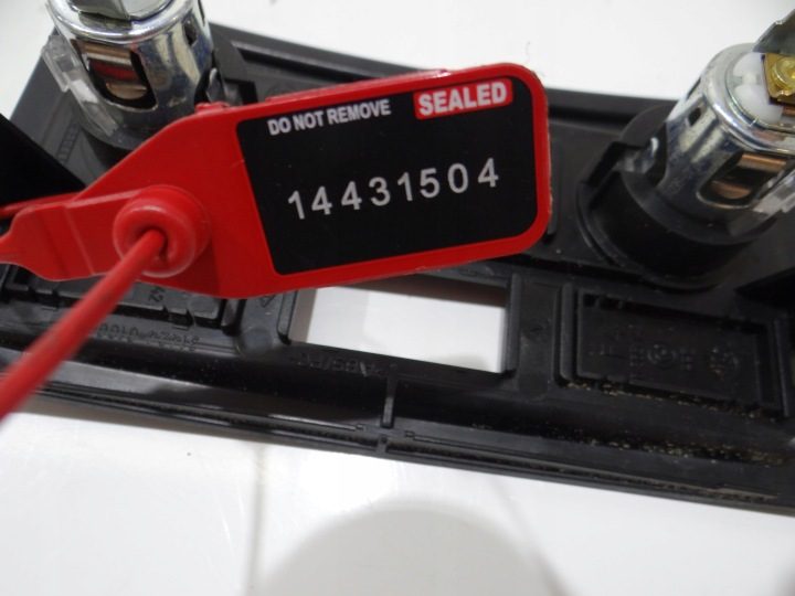 Защита консоли гнездо прикуривателя BMW E60 E61 рестайлинг 7034100 (14431504), фото 3