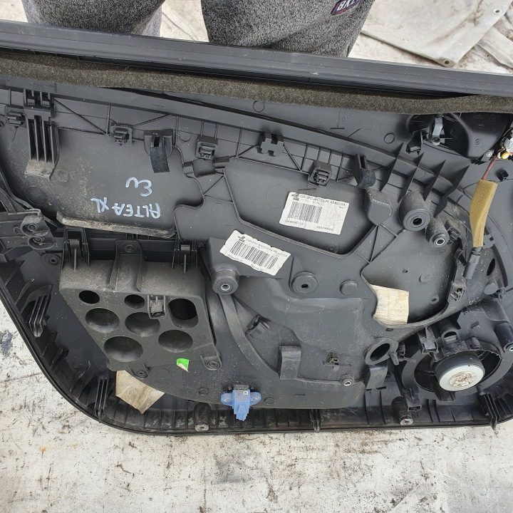 Обшивка двери Seat Altea XL, фото 11