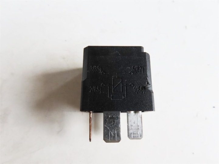 Реле Фишка Компрессора Подвески HELLA A0025427219 Для Mercedes, фото 1
