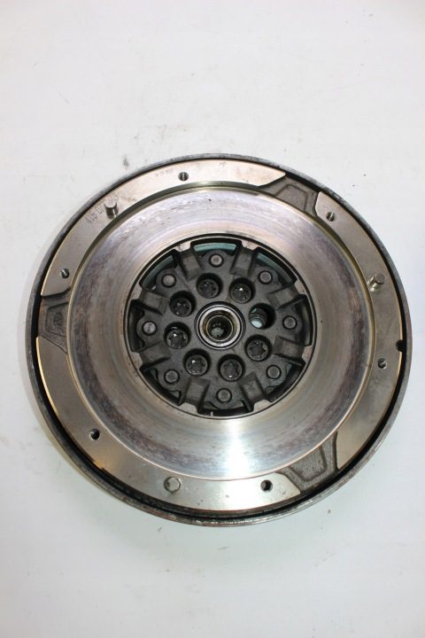 В сборе двухмассовый маховик BMW X1 F48 X3 F25 MINI F55 2.0d B47 8600218, фото 3