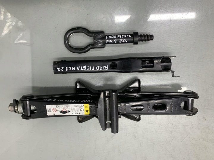 ДОМКРАТ FORD FIESTA MK8 1.5 TDCI 20 г., фото 2