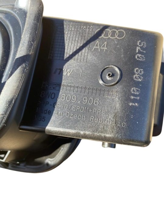 Audi A4 B9 лючок горловины бензобака 8W0809906A, фото 4