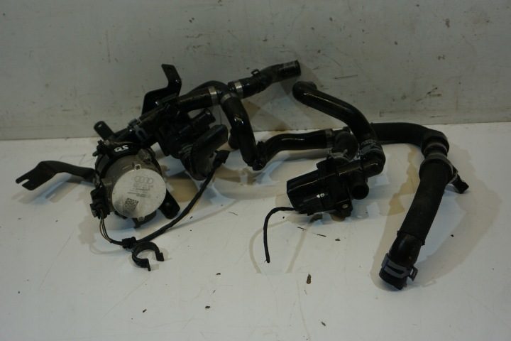 AUDI Q5 ДОПОЛНИТЕЛЬНАЯ ПОМПА 8K0965567C 06H121601N, фото 1