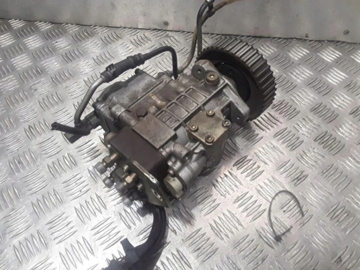 Топливный насос VW CADDY III ФУРГОН (2KA, 2KH, 2CA, 2CH) 038130107B 1.9L, фото 2