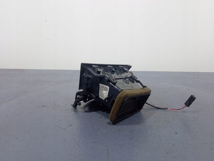 VW Passat B8 решетки обдува левые 3G1819701E, фото 3