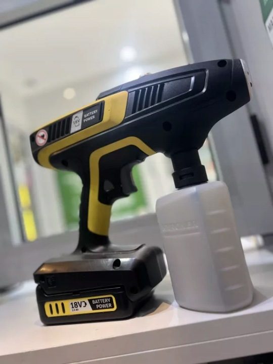 Аккумуляторная мойка высокого давления Karcher OC Handheld Compact 1.328-120.0, фото 1