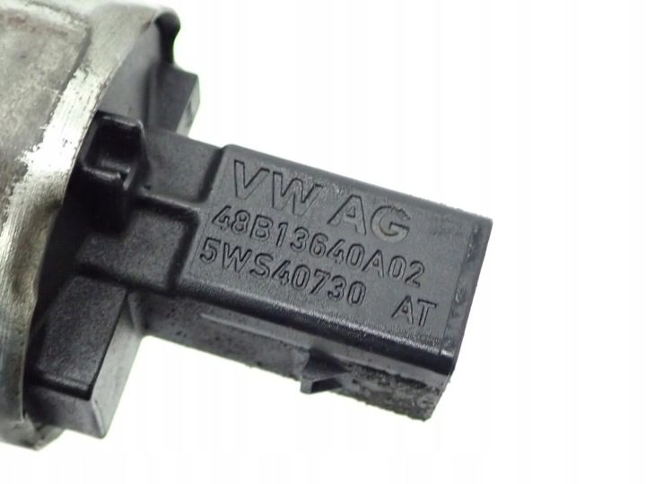 НАСОС ФОРСУНКИ МОЛДИНГ КОМПЛЕКТ OPIŁKOWY SEAT LEON II VW GOLF VI 1.6TDI CAY 13 г., фото 4