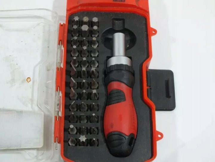 ОТВЕРТКА С ТРЕЩОТКОЙ POWERFIX PROFI, фото 2