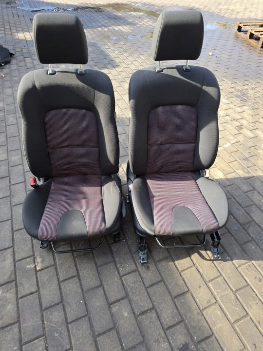СИДЕНЬЕ ПЕРЕДНИЕ КОМПЛЕКТ MAZDA 3 BK 5 ДВ., фото 1