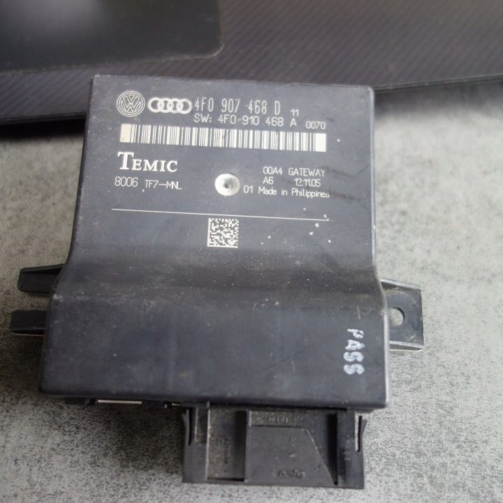 Блок управления Gateway Audi OE 4F0907468D 4F0910468A, фото 1