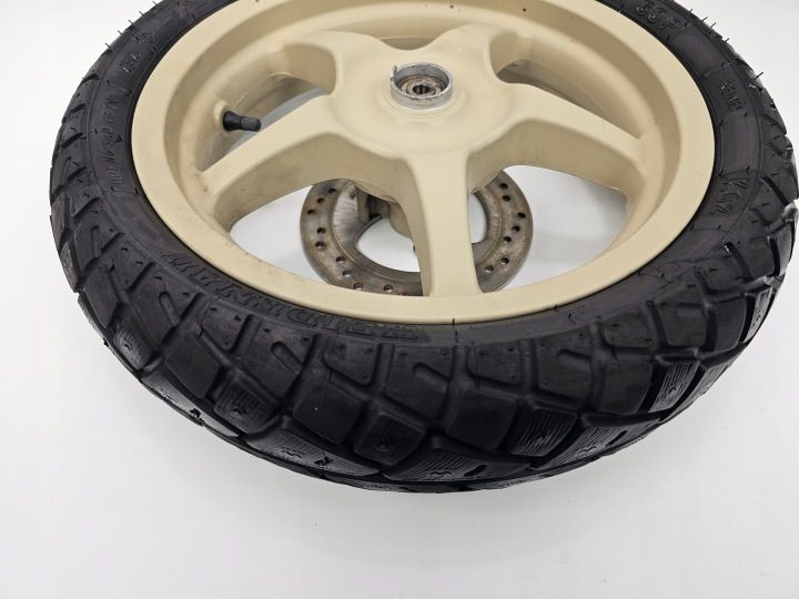 Yamaha Aerox 50 диск передний колесо, фото 2