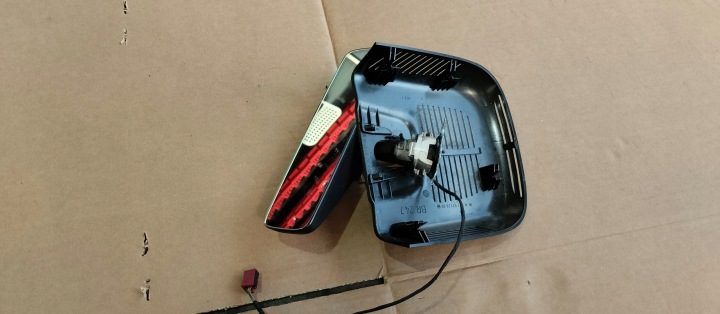 Накладка зеркала внутреннего заднего Mercedes GLB X247 A2478212600, фото 3