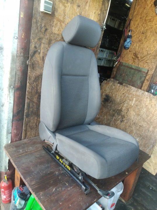 СИДЕНЬЕ ВОДИТЕЛЯ VW GOLF V 5D ХЭТЧБЕК, фото 2