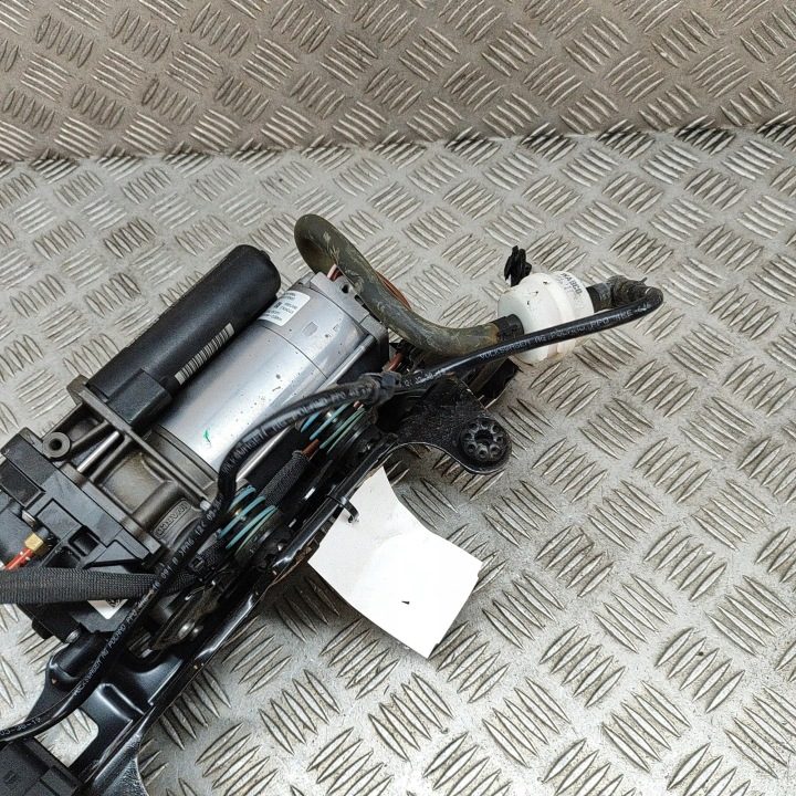 КОМПРЕССОР ПНЕВМОПОДВЕСКИ AUDI E-TRON (GEN) 443020305 25314172 300 кВт 2020, фото 4
