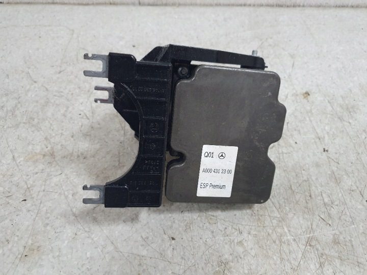 Mercedes W176 CLA 117 рестайлинг насос ABS ESP A0004312300, фото 1