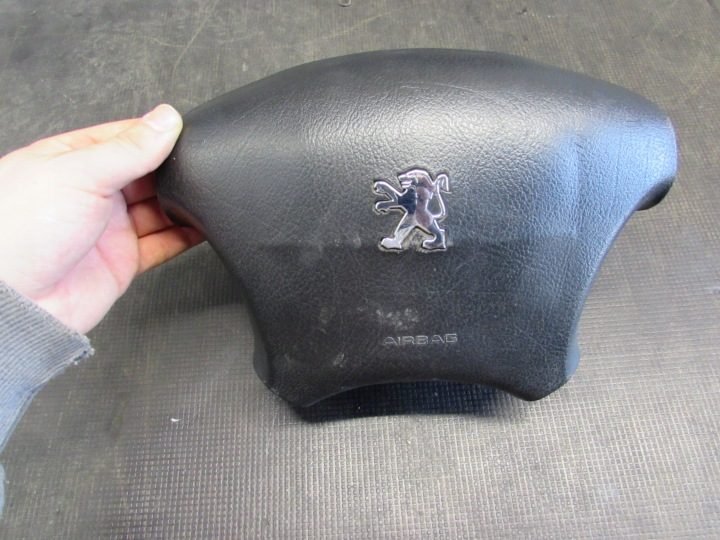 Подушка безопасности черная Peugeot OE 96445890, фото 1
