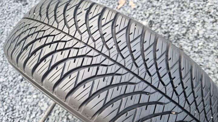Шина всесезонная Yokohama BluEarth-4S AW21 195/65R15 91 H сцепление на снегу (3PMSF), фото 2