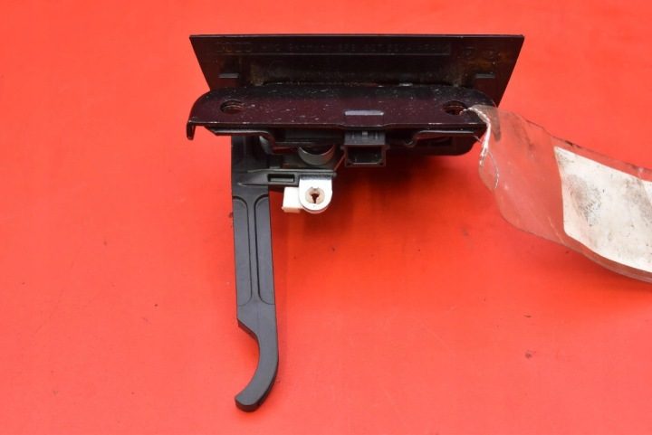 ЗАМОК КРЫШКИ ЗАДНИЙ БАГАЖНИКА 8P3827520A AUDI A3 8P 3D 03-05, фото 4