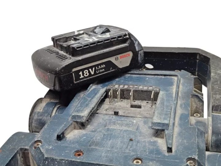 Bosch Professional GLI 18V-1900 Фонарь строительный аккумуляторный 0601446400, фото 3