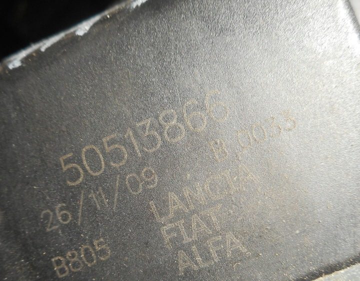 Alfa Romeo MiTo 09 г. замок крышки багажника задний 50513866, фото 3