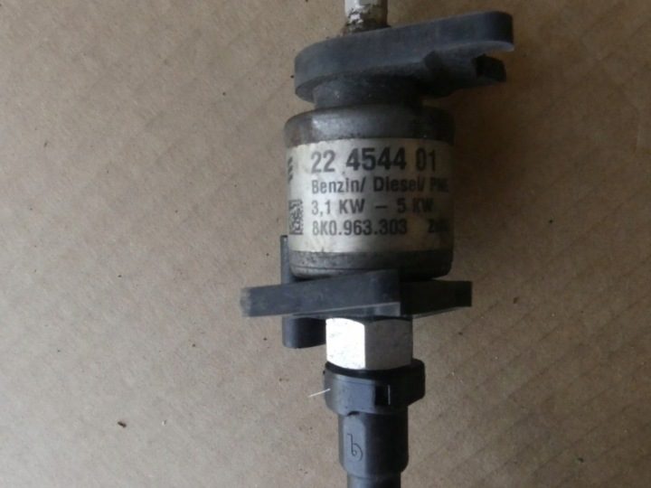 VW Touareg топливный насос Webasto 8K0963303, фото 4
