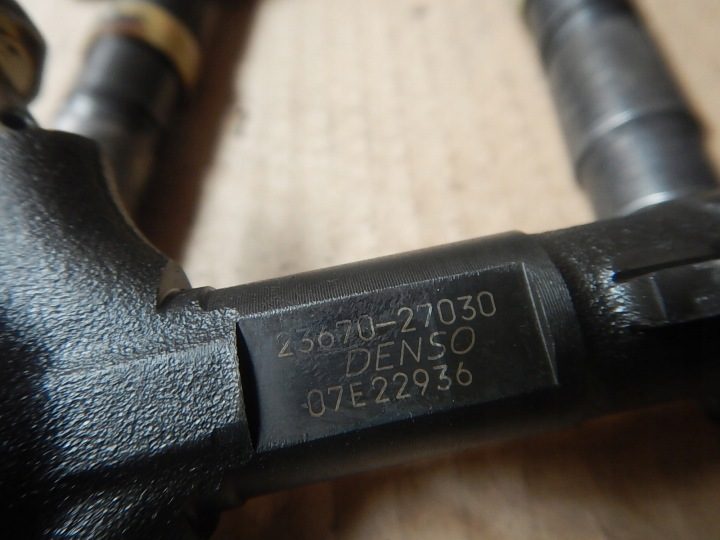 ФОРСУНКА RAV4 2.0D4D 116 л.с. 23670-27030 / 23670-27020, фото 4