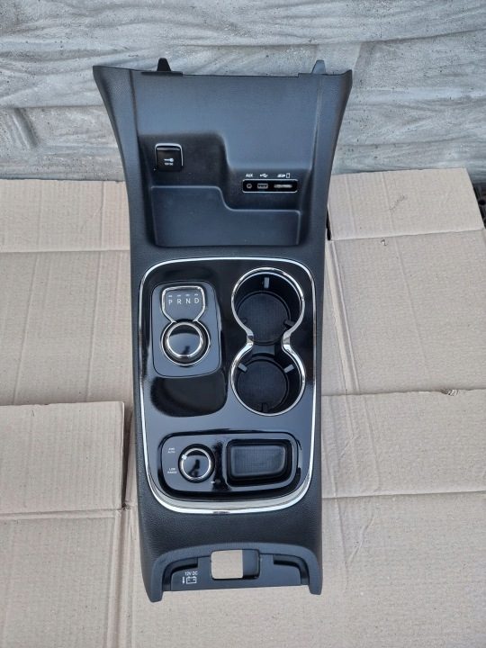 DODGE DURANGO III ЦЕНТРАЛЬНЫЙ ТОННЕЛЬ ПЕРЕКЛЮЧАТЕЛИ, фото 1