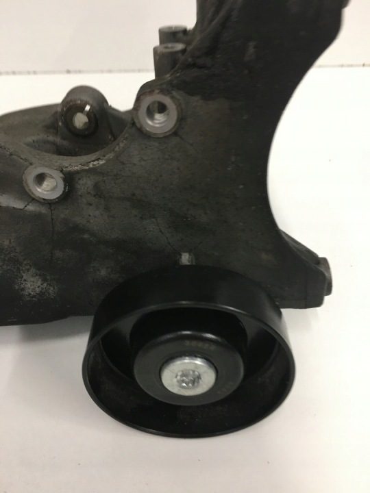 КРОНШТЕЙН ГЕНЕРАТОРА AUDI A4 B6 2.0 FSI 06B903143L, фото 4