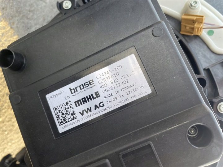 Отопитель кондиционера + жгут проводки Audi A4 B9 рестайлинг 19-23R, фото 8
