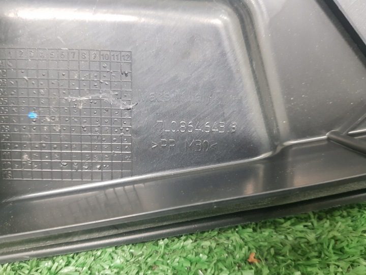 Крышка аккумулятора Audi Q7 7L0864643B, фото 8