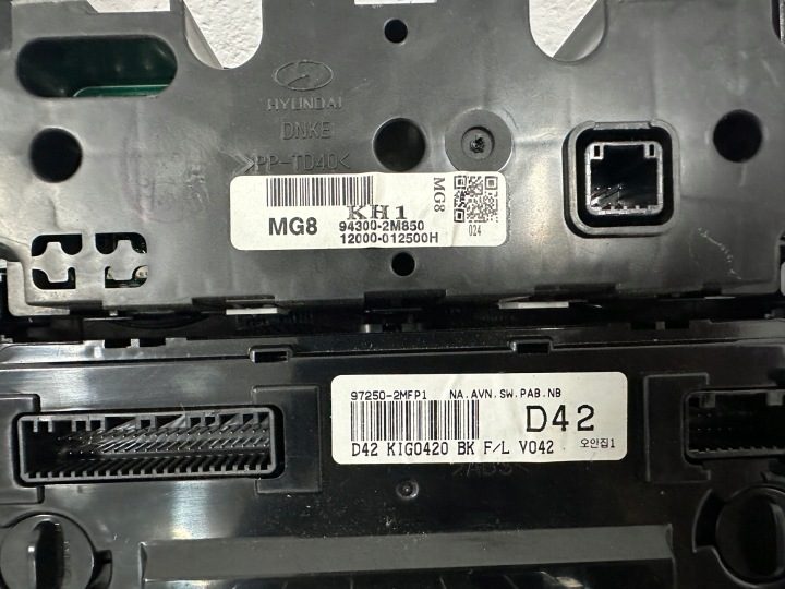 94300-2M850 97250-2MFP1 ПАНЕЛЬ HYUNDAI GENESIS КУПЕ КОНДИЦИОНЕР ПРИБОРЫ USB, фото 5