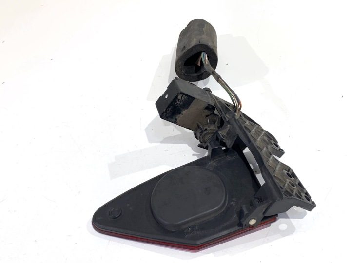 Лючок порта зарядки Tesla Model S 1061929-00-D лифтбек крышка, фото 3