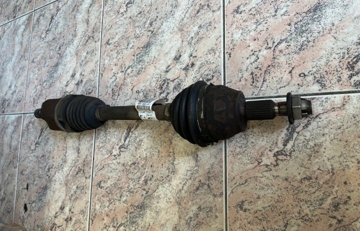 Ford OE AV61-3B437-CC AV613B437CC ПОЛУОСЬ ЛЕВАЯ, фото 4