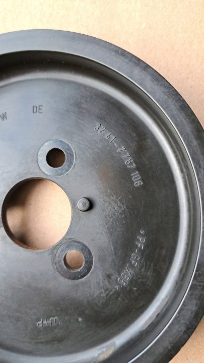 ШКИВ НАСОСА ГИДРОУСИЛИТЕЛЯ 7787106 BMW E46 E53 X5 E60 E61 E83 E65 2,0D 3,0D, фото 2