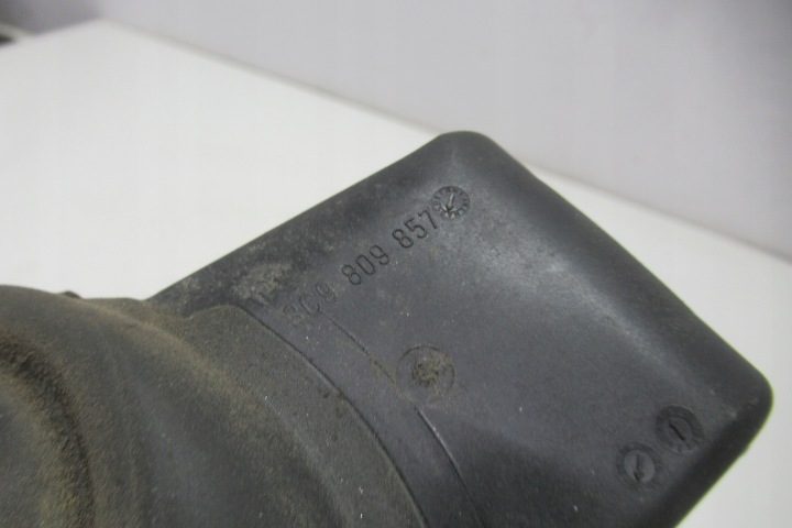 Лючок горловины бензобака VW Passat B6 универсал 3C9809857, фото 6