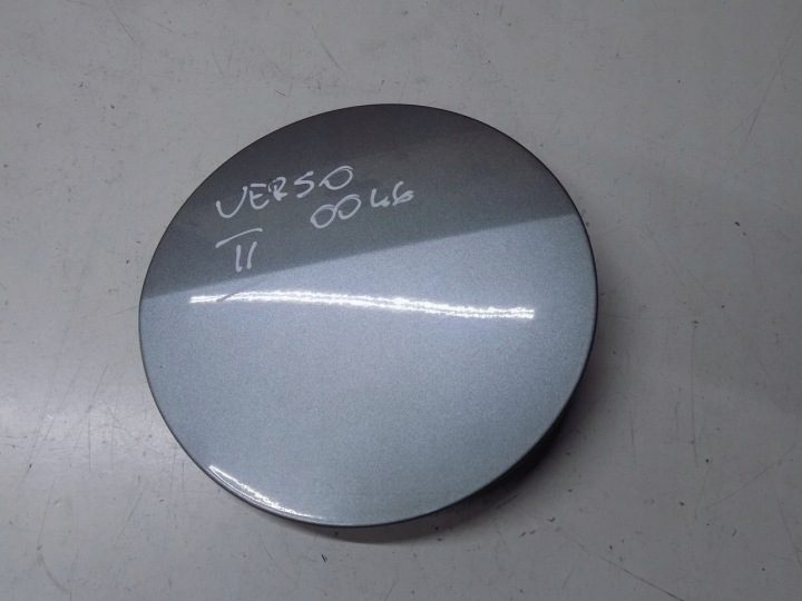 Corolla Verso II РЕСТАЙЛИНГ 1F8 Лючок горловины бензобака, фото 1