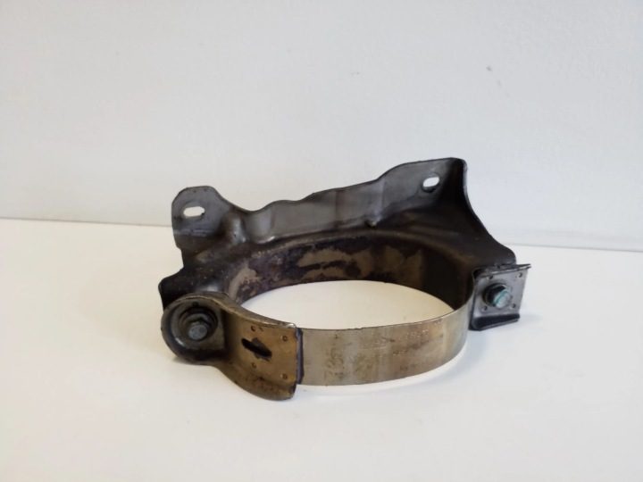 JEEP CHEROKEE KL ПОДВЕС ГЛУШИТЕЛЯ 2399440205, фото 1