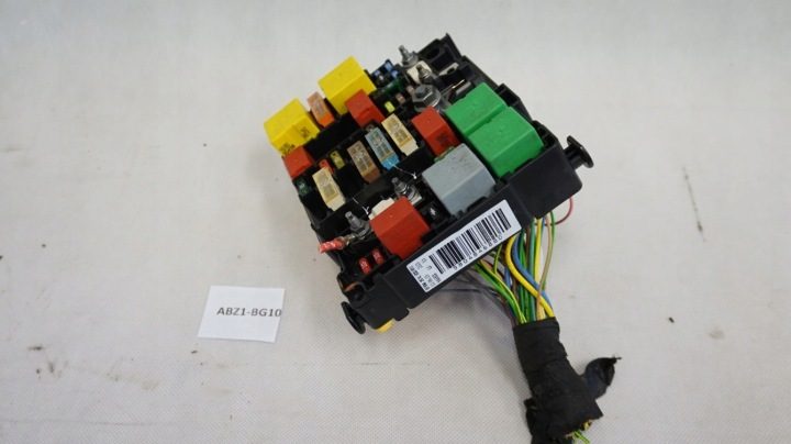 Peugeot 208 1.6 HDI BSM 9804846880, фото 1