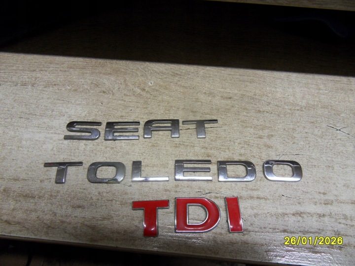 НАДПИСЬ НА КРЫШКУ БАГАЖНИКА SEAT TOLEDO TDI, фото 1