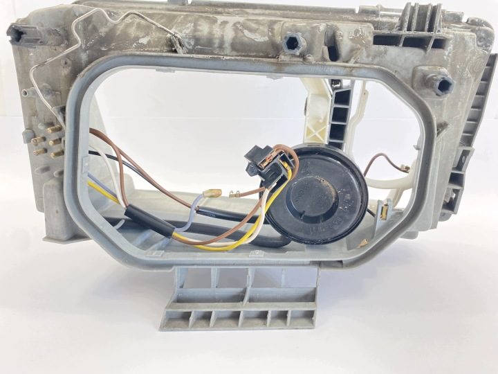 ФАРА ЛЕВАЯ ПЕРЕДНЯЯ MERCEDES W124 HELLA КОРПУС БЕЗ KLOSZA ПОВРЕЖД., фото 8
