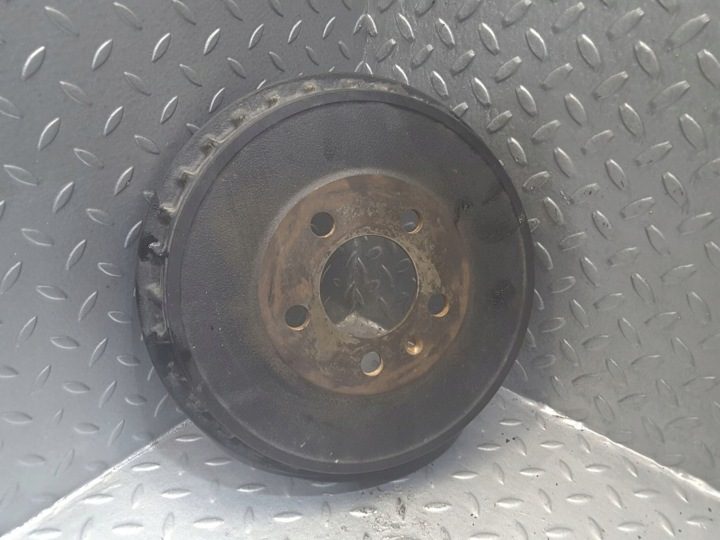 Задний барабан тормозной Seat Ibiza V (KJ) 2Q0609617A, фото 1
