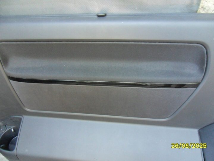 ОБШИВКА ЗАДНЯЯ ПРАВАЯ ШТОРКА VW T5 MULTIVAN 7E5686716 7E8686716, фото 2