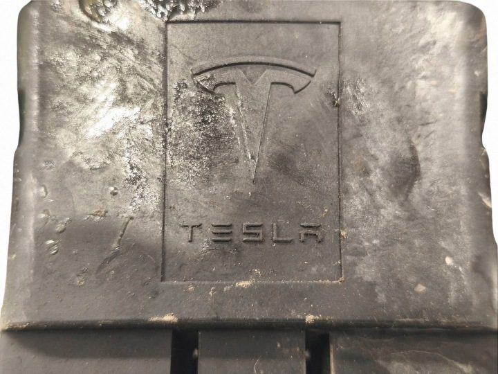 Запчасть моторного отсека Все Tesla Model S 100331100C, фото 2