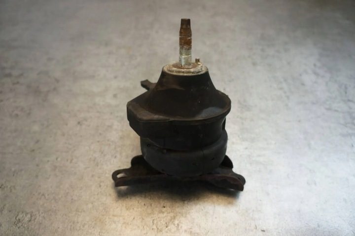 Подушка крепление двигателя Honda Accord VI 6 - 2.0 Vtec (F20B6), фото 5
