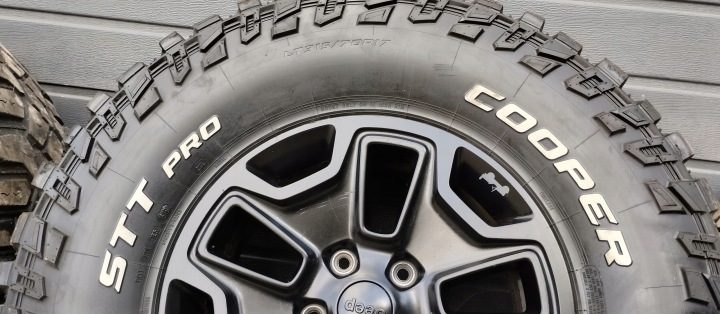 4X диск шина диска шины Jeep Wrangler JK 315/70 R17 Discoverer STT PRO, фото 6