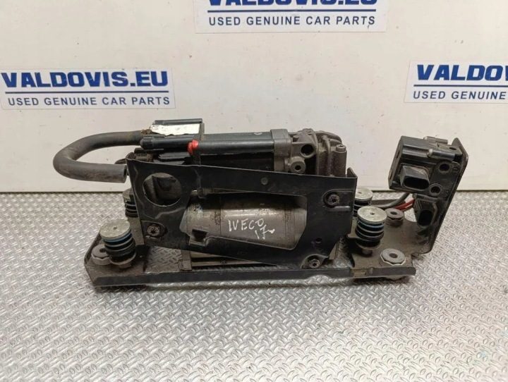 Компрессор пневмоподвески IVECO DAILY III ФУРГОН/УНИВЕРСАЛ 6875176 2.29L дизель, фото 1