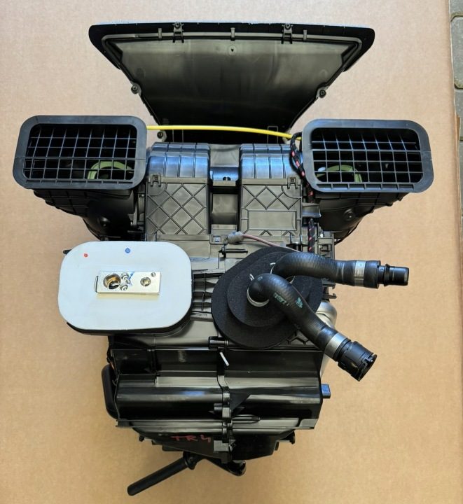 RENAULT TRAFIC III IV VIVARO NV300 DCI ОТОПИТЕЛЬ 272704454R 93460849, фото 1