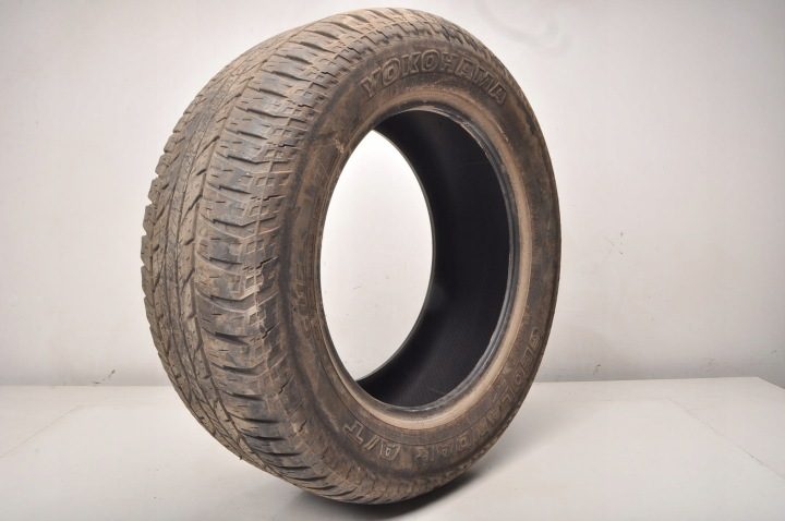 Шина всесезонная Yokohama GEOLANDAR A/T G015 265/60R18 110 H защита диска, фото 1
