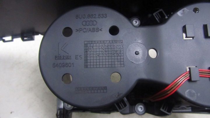 AUDI Q3 8U ЦЕНТРАЛЬНЫЙ ТОННЕЛЬ БАРДАЧОК 8U0862533 11-, фото 7