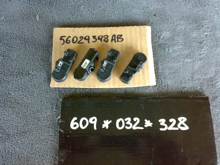 Датчик давления Schrader 56029398AB Fiat Alfa Jeep Citroen Chrysler, фото 1